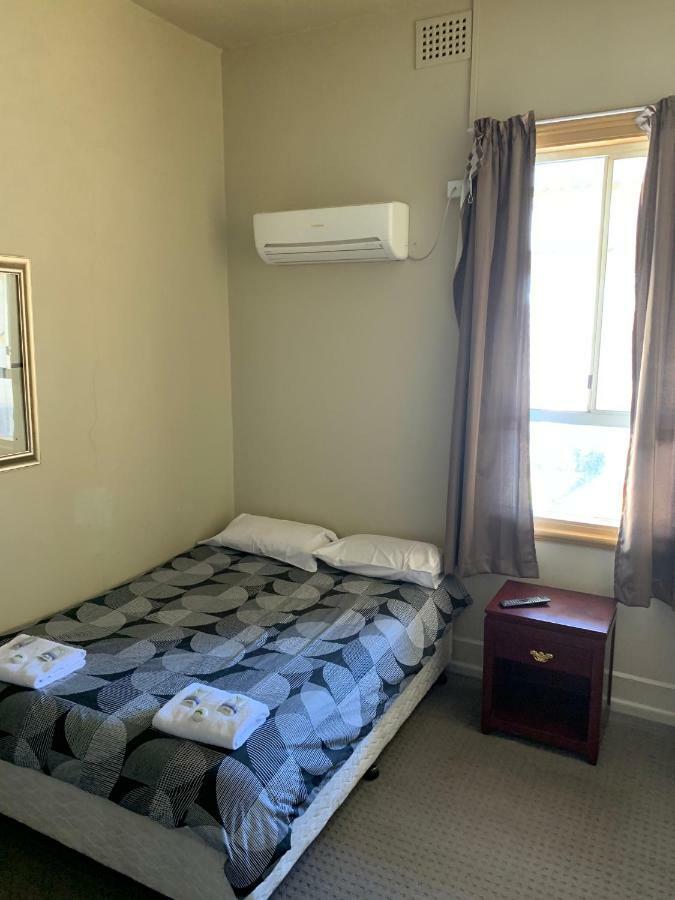 Great Western Hotel Orange Bagian luar foto