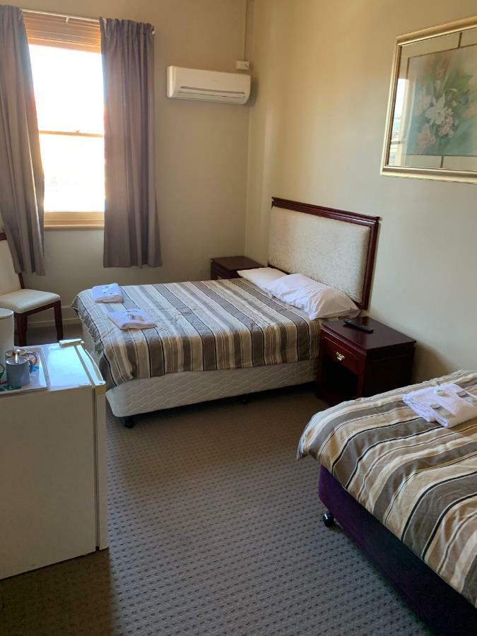 Great Western Hotel Orange Bagian luar foto